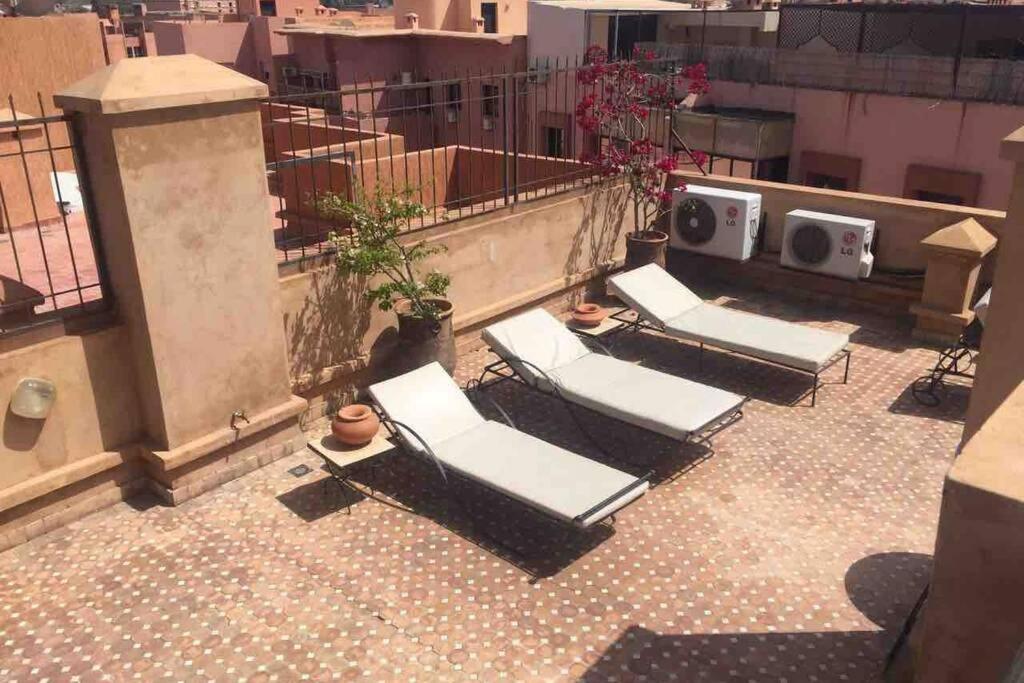 Appartement Tout Confort Avec Possibilite Transport Aeroport Марракеш Екстер'єр фото